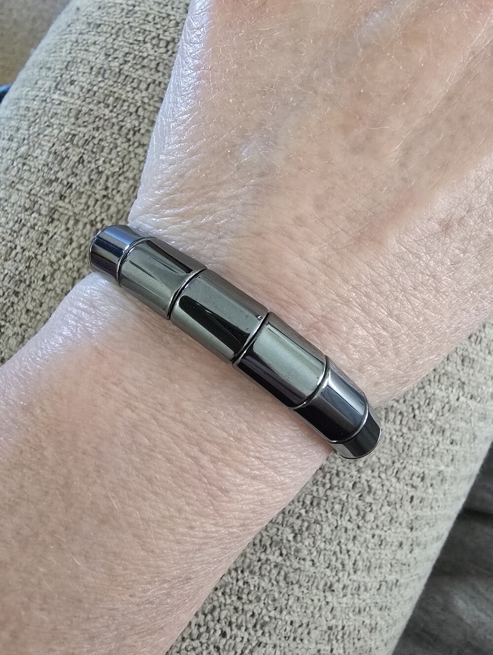 Gorgeous Terahertz Soft Bangle